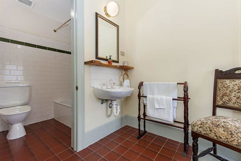Victoria House - Sydney 4u 1