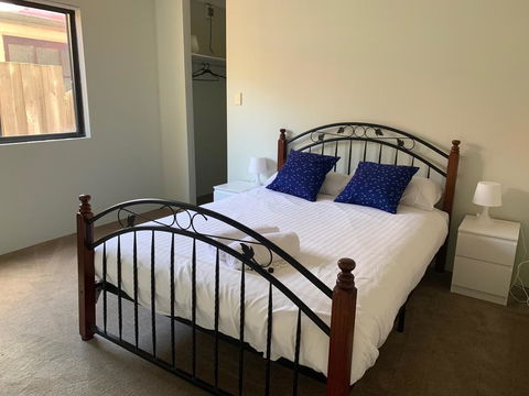Views On Spencer - Sydney 4u 1