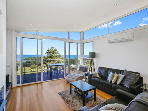 VILLA SARINA - Beautiful Villa In Skenes Creek - Sydney 4u 0