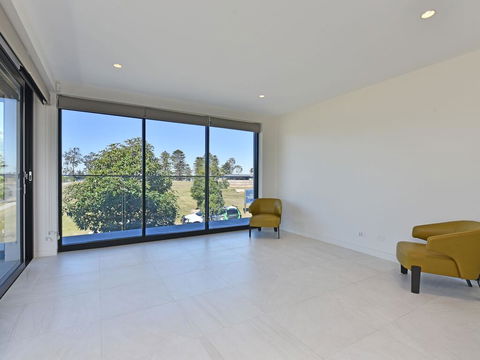 Villa Sorrento Waterside At Trinity Point - Sydney 4u 3
