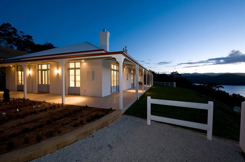 Villa Talia Tasmania - Accommodation Sydney 2