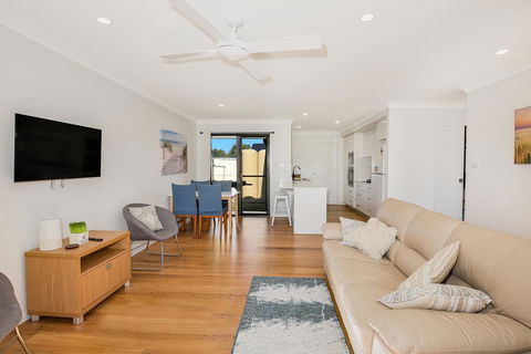 VIlla Zelma, Culburra Beach - Sydney 4u 0