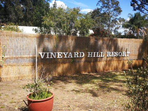 Vineyard Hill Resort - Sydney 4u 0