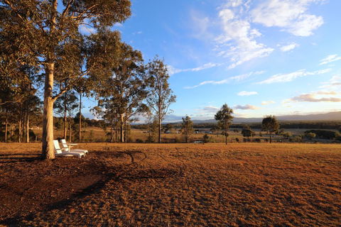 Vineyard Hill Resort - Sydney 4u 1