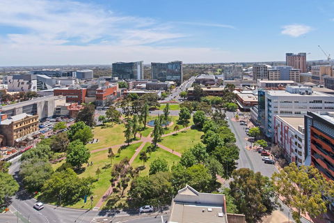 Vision On Morphett Adelaide Central - Accommodation Sydney 3