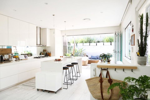 Walk To Beach From This Stylish Bronte Oasis W AC, Wifi And Free Parking - Sydney Resort 1