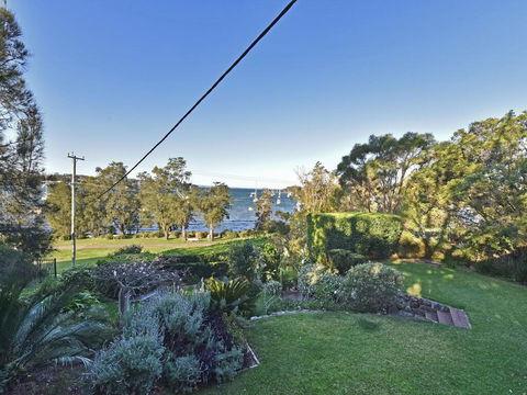 Wangi Waterfront Delight 1bdr Studio - Sydney 4u 1
