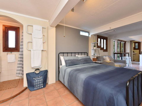 Wangi Waterfront Delight 1bdr Studio - Sydney 4u 2