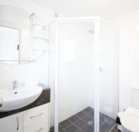Warringa Surf Holiday Apartments - Accommodation Sydney