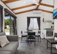 Warrnambool Holiday Village - Sydney 4u