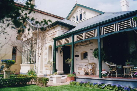 Water Bay Villa Bed & Breakfast - Sydney 4u 0