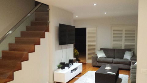 Central To Cowes - Sydney 4u 3