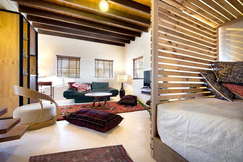 Be&be Castlemaine - Sydney 4u 10