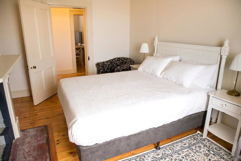 Cape Nelson Lighthouse - Accommodation Sydney 19