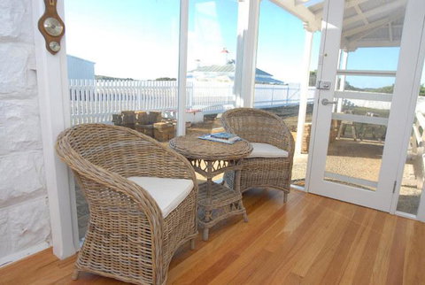 Cape Nelson Lighthouse - Accommodation Sydney 32