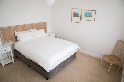 Cape Nelson Lighthouse - Accommodation Sydney 7