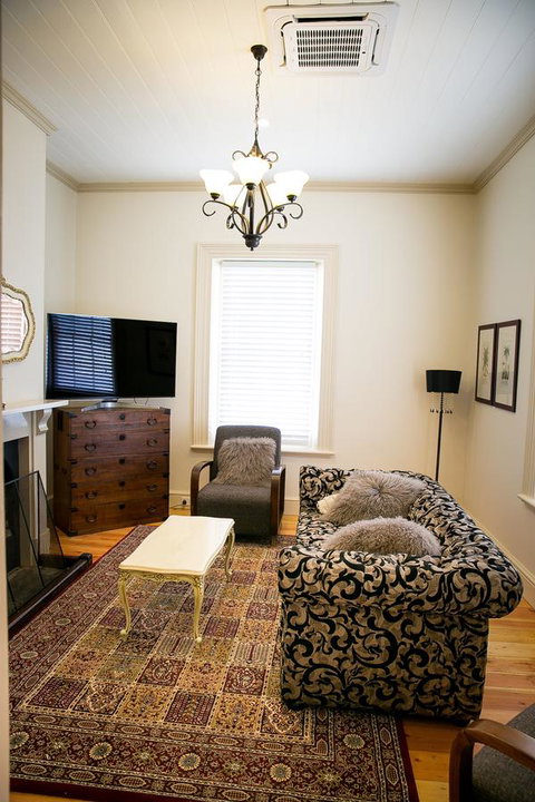 Cape Nelson Lighthouse - Accommodation Sydney 20