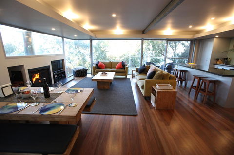 Lorne Luxury - Sydney 4u 7