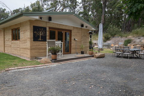 Bundjil Studio - Sydney 4u 1