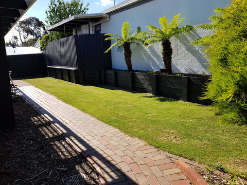 Mysa Anglesea Sleeps 7 WiFi SmartTV Cafes Shops - Accommodation Sydney 16