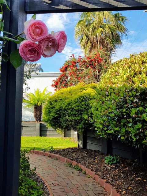 Mysa Anglesea Sleeps 7 WiFi SmartTV Cafes Shops - Accommodation Sydney 15