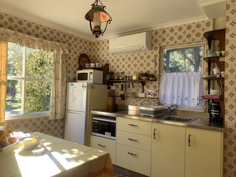 Swan Cove Beachfront - Accommodation Sydney 3