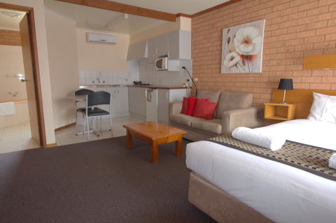 Blue Whale Motor Inn & Apartments - Sydney 4u 20