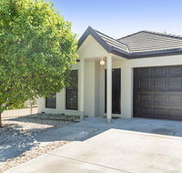 Black Lotus Townhouse - Sydney 4u