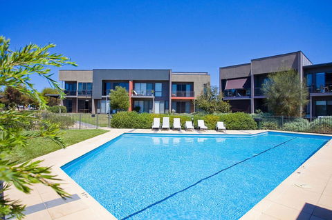 1 Sunset Place - Sydney 4u 1