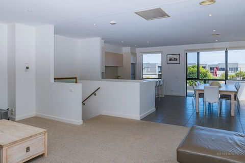 1 Sunset Place - Sydney 4u 8