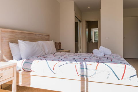 1 Sunset Place - Sydney 4u 11