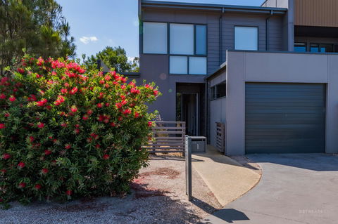 1 Sunset Place - Sydney 4u 5