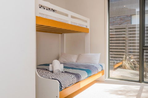 1 Sunset Place - Sydney 4u 14