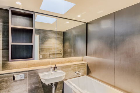 Docklands Waterfront Luxury Villa - Accommodation Sydney 16