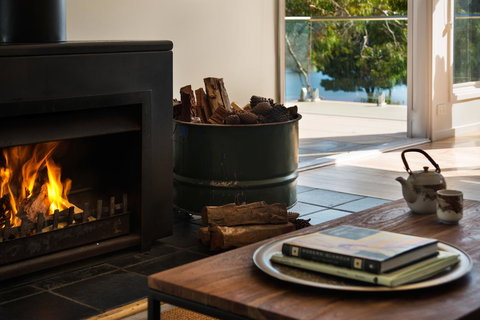 Lake Como Villa - Sydney Resort 8