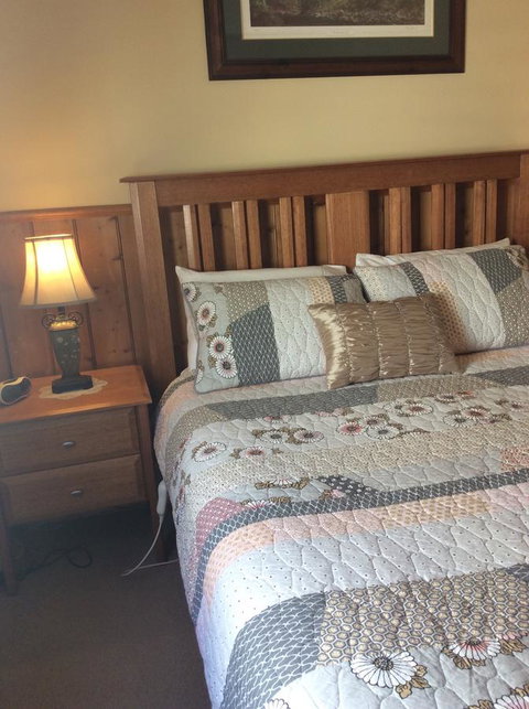 Airleigh-Rose Cottage - Sydney Resort 9