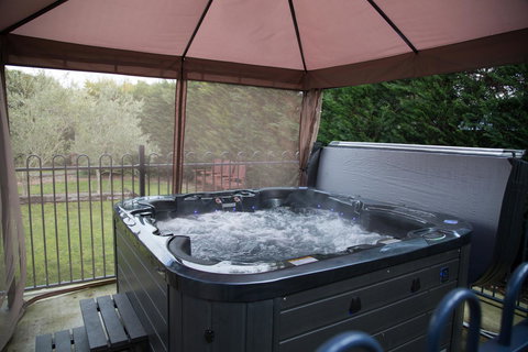 Airleigh-Rose Cottage - Sydney Resort 20