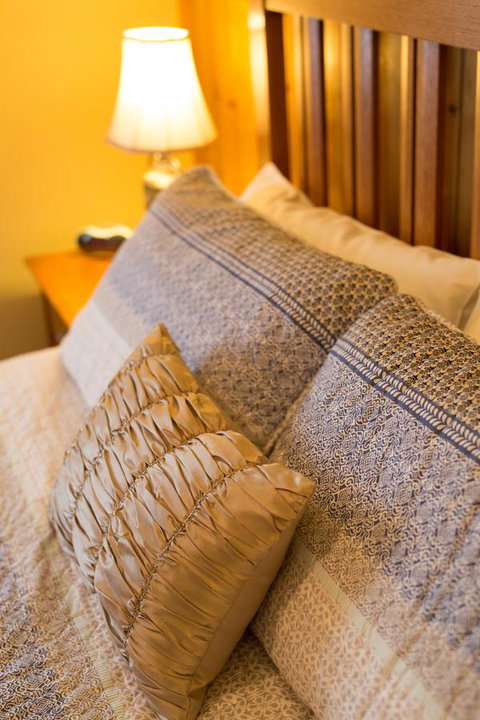 Airleigh-Rose Cottage - Sydney Resort 10