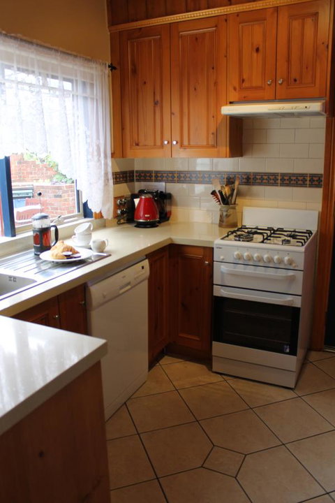 Airleigh-Rose Cottage - Sydney Resort 44