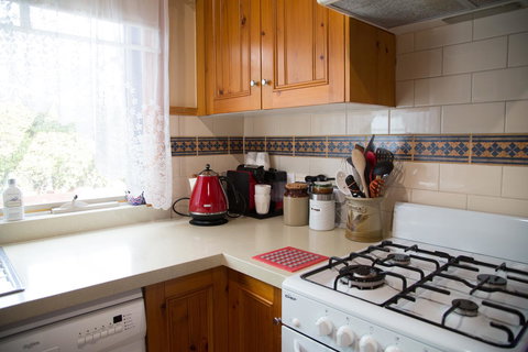 Airleigh-Rose Cottage - Sydney Resort 18