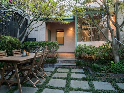 LittleStay Airlie - 2 Bedroom House - Sydney 4u 37