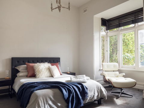 LittleStay Airlie - 2 Bedroom House - Sydney 4u 24