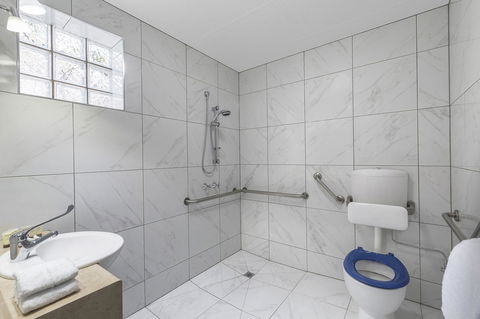 Cathedral Motor Inn - Sydney 4u 13