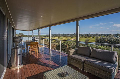 Saltwater Breeze Retreat - Sydney 4u 7
