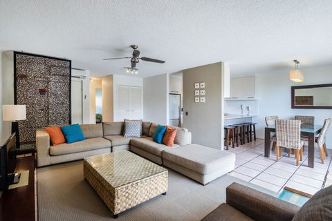 Sunseeker Holiday Apartments - Sydney 4u 34