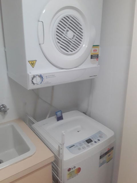 Sunseeker Holiday Apartments - Sydney 4u 13