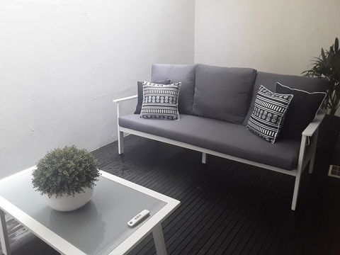 Sunseeker Holiday Apartments - Sydney 4u 11