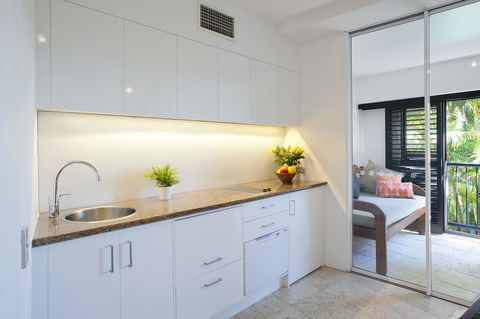 Noosa Blue Resort - Sydney 4u 4