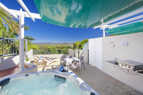 Noosa Blue Resort - Sydney 4u 1