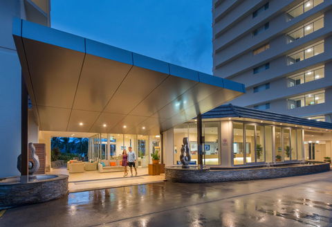 Whitsunday Apartments - Sydney 4u 4